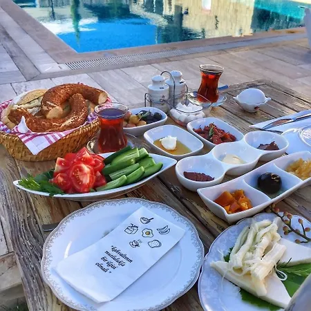 Ruezgar Guelue Alaçatı